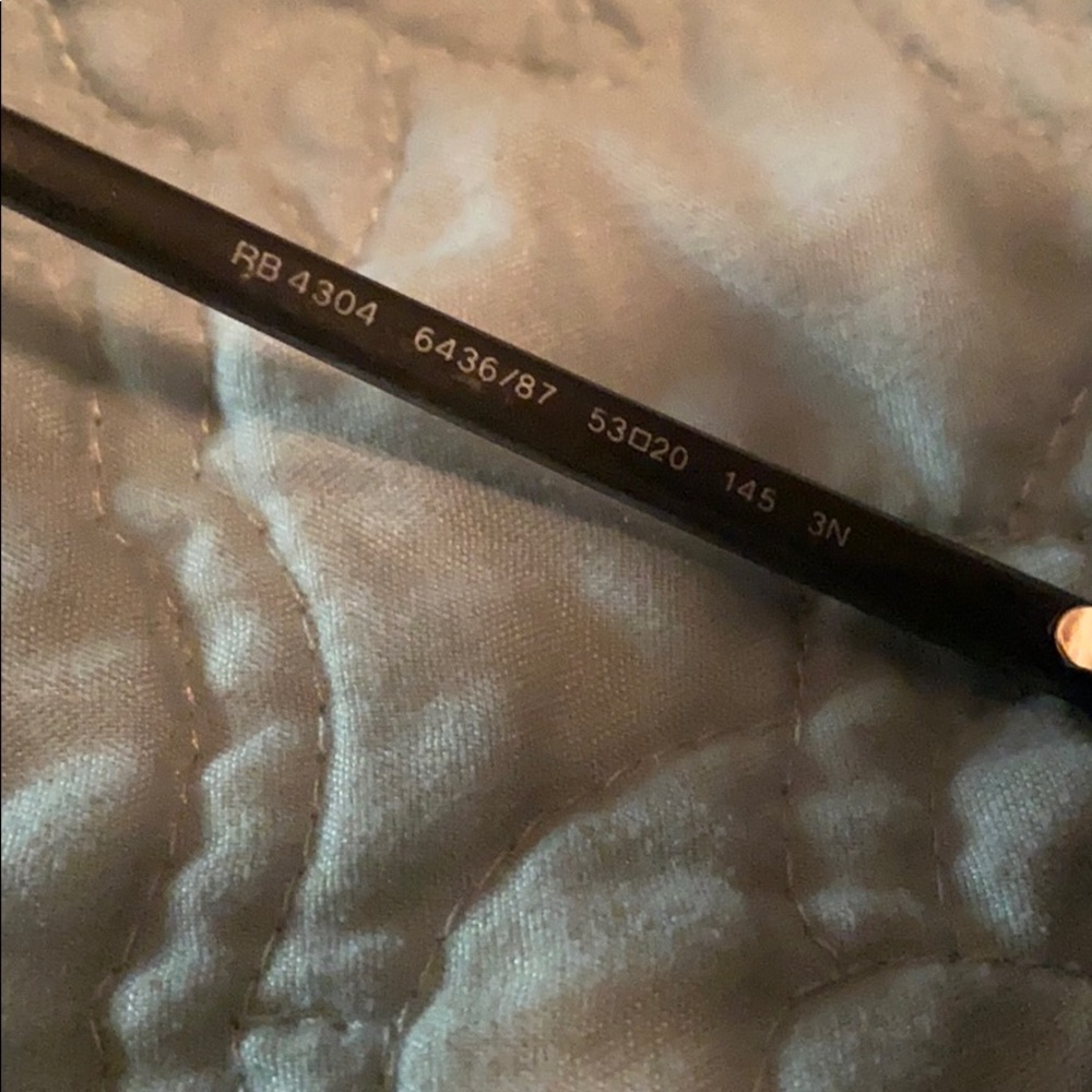Ray Ban Sunglasses - Picture 6 of 6